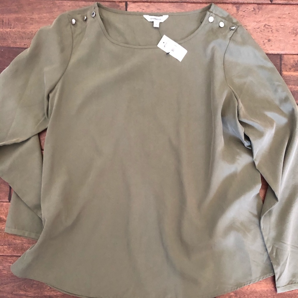 Olive green express blouse with gold button detail
